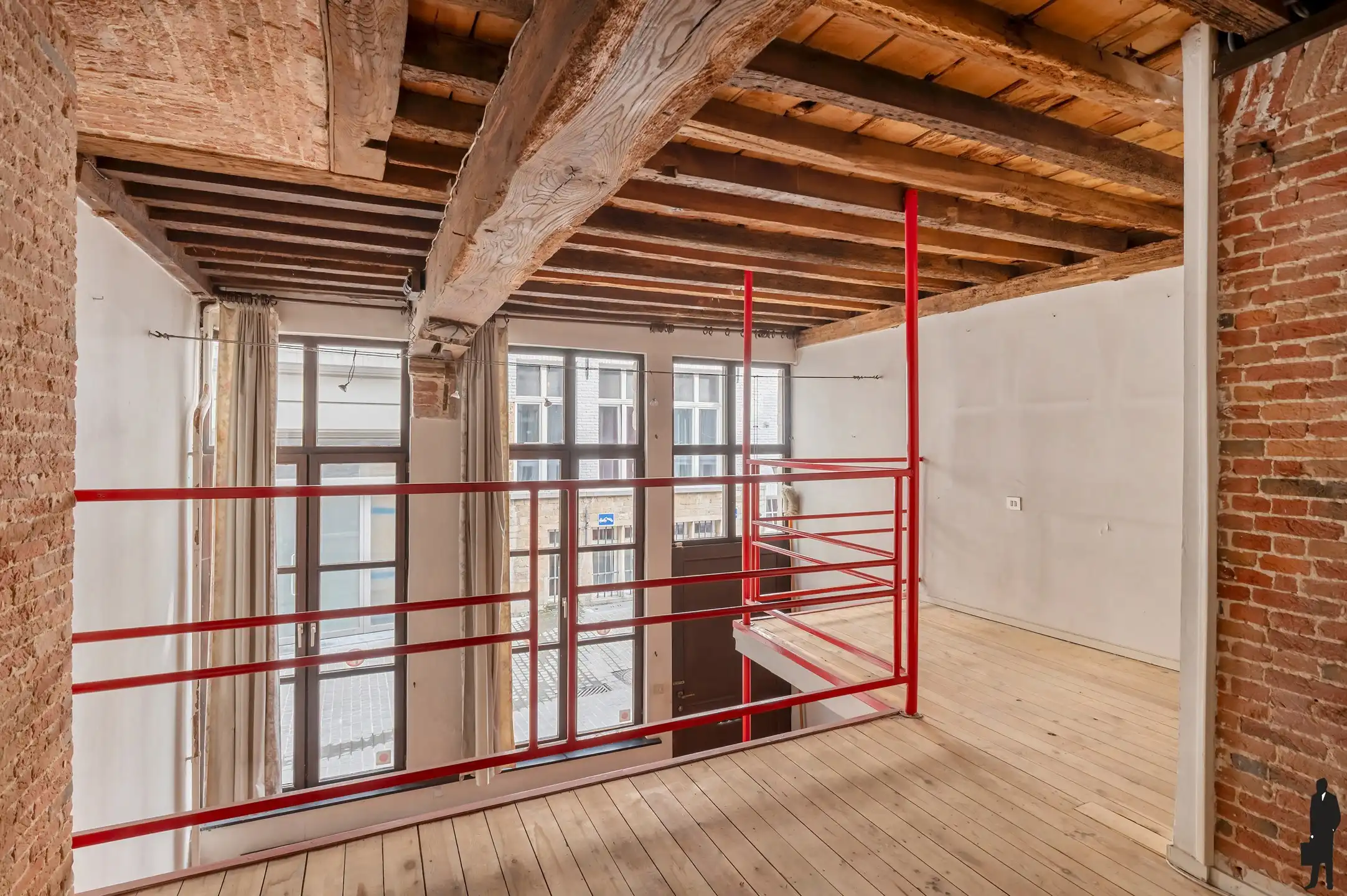 Authentiek stadspand met unieke uitzichten in hartje Antwerpen foto 9