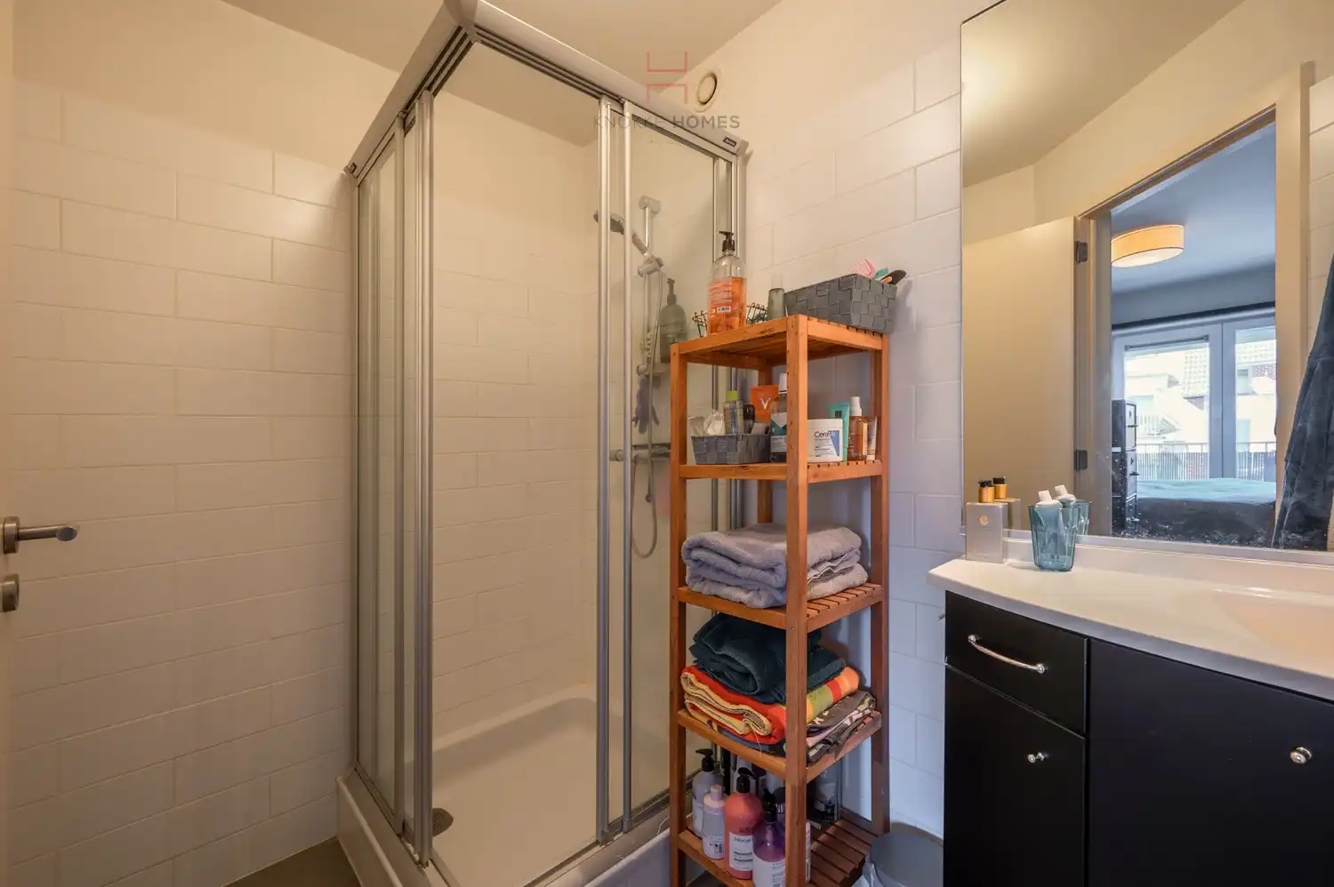 Recent en ruim tweekamerappartement met een mooie gevelbreedte, gelegen op de Lippenslaan foto 12