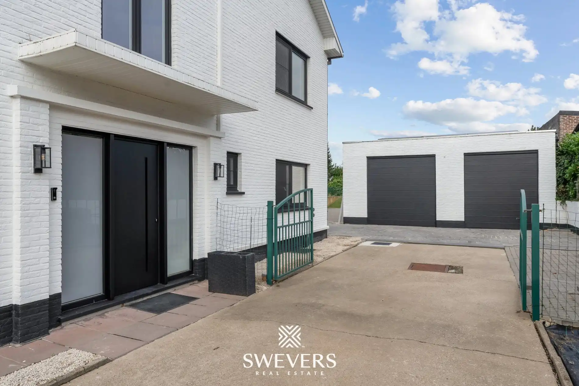 Volledig vernieuwd pareltje met terras, balkon & loods in Riemst foto 27