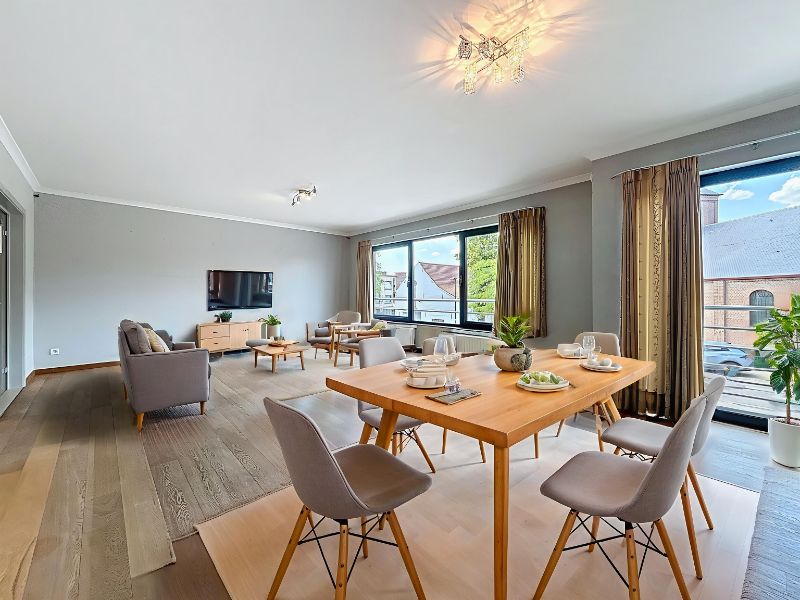 Ruim appartement met mooi zonneterras foto 2