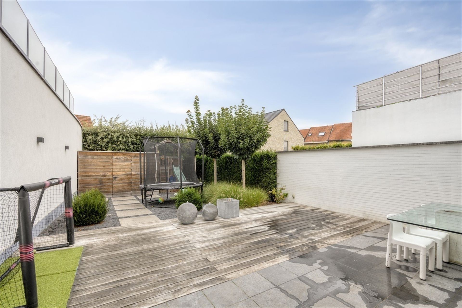 VERKOCHT BINNEN DE WEEK !!!!!    3-slaapkamerwoning in hartje Liedekerk foto 26