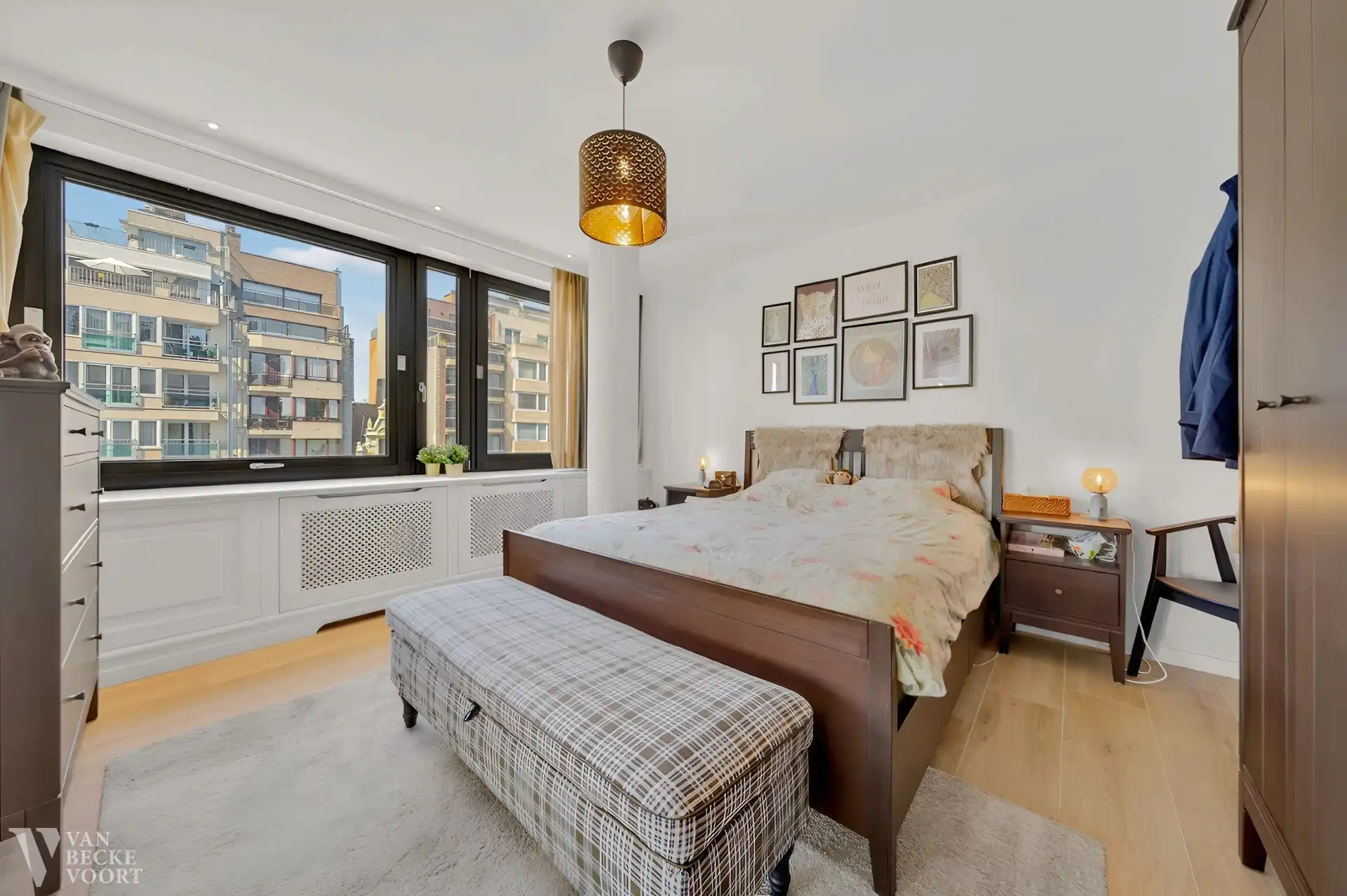 Wonen aan het park: stijlvol gerenoveerd appartement met uitzonderlijk uitzicht foto 11