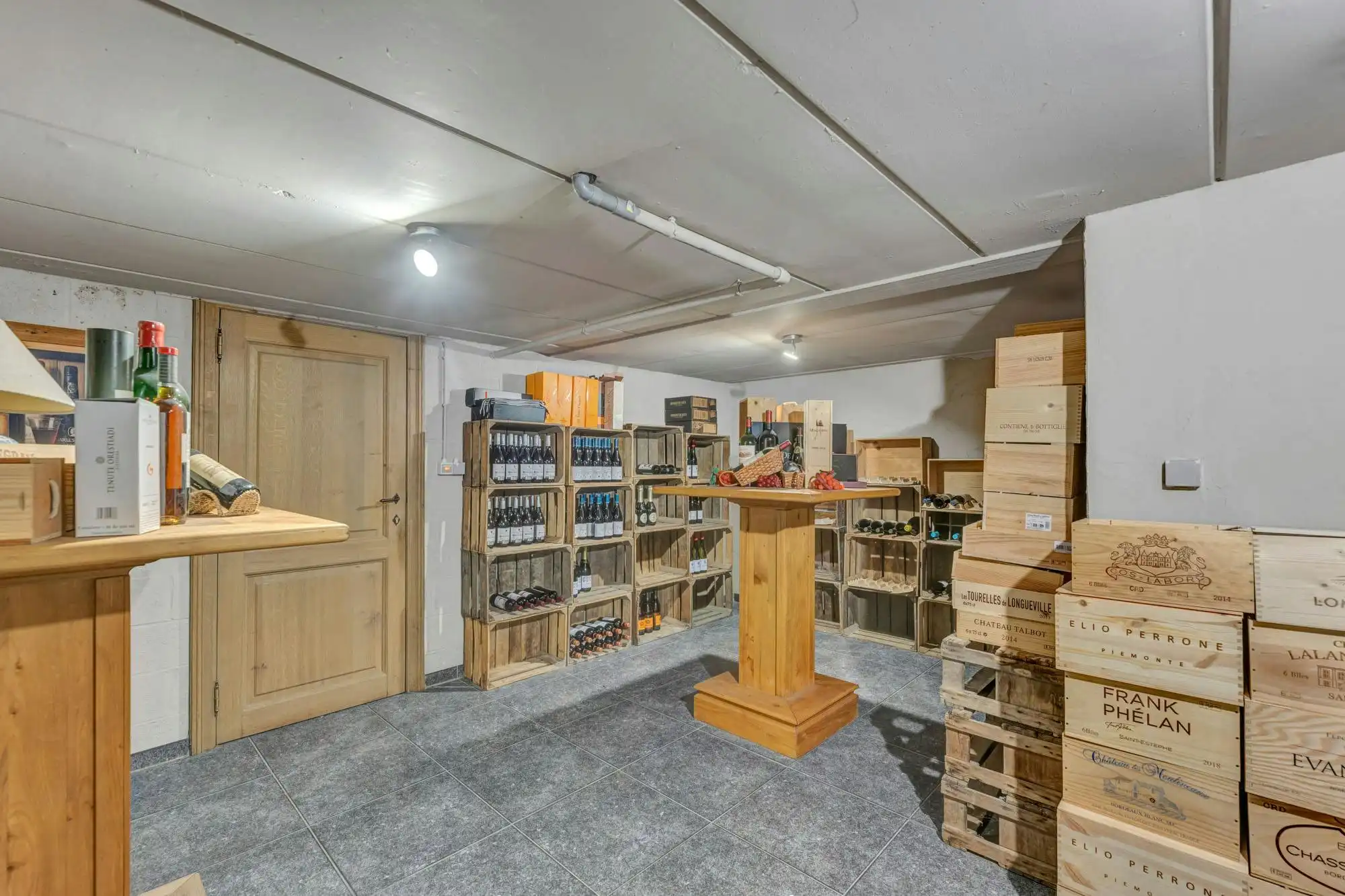 Exclusief en veelzijdig handelspand met woning te Gooik foto 18