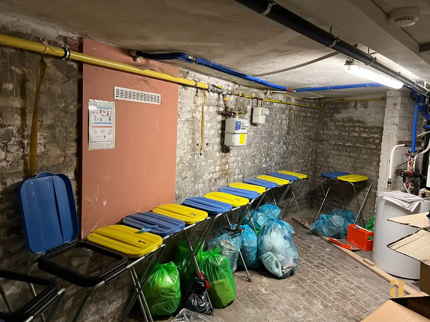 Bemeubelde studio met zicht op Baudelopark en Leie! foto 14