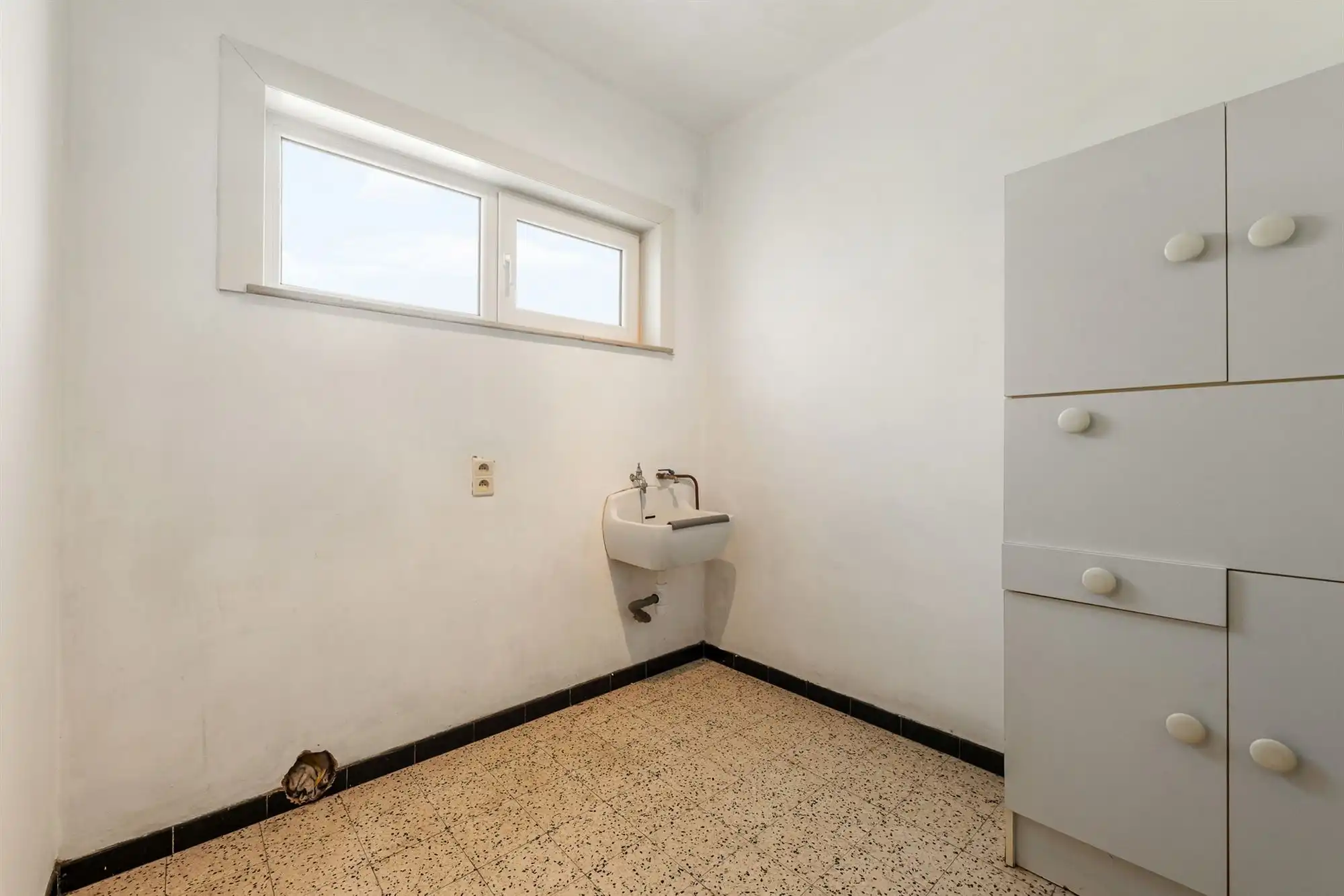 INSTAPKLARE GELIJKVLOERSE WONING OP RUSTIGE LIGGING foto 16