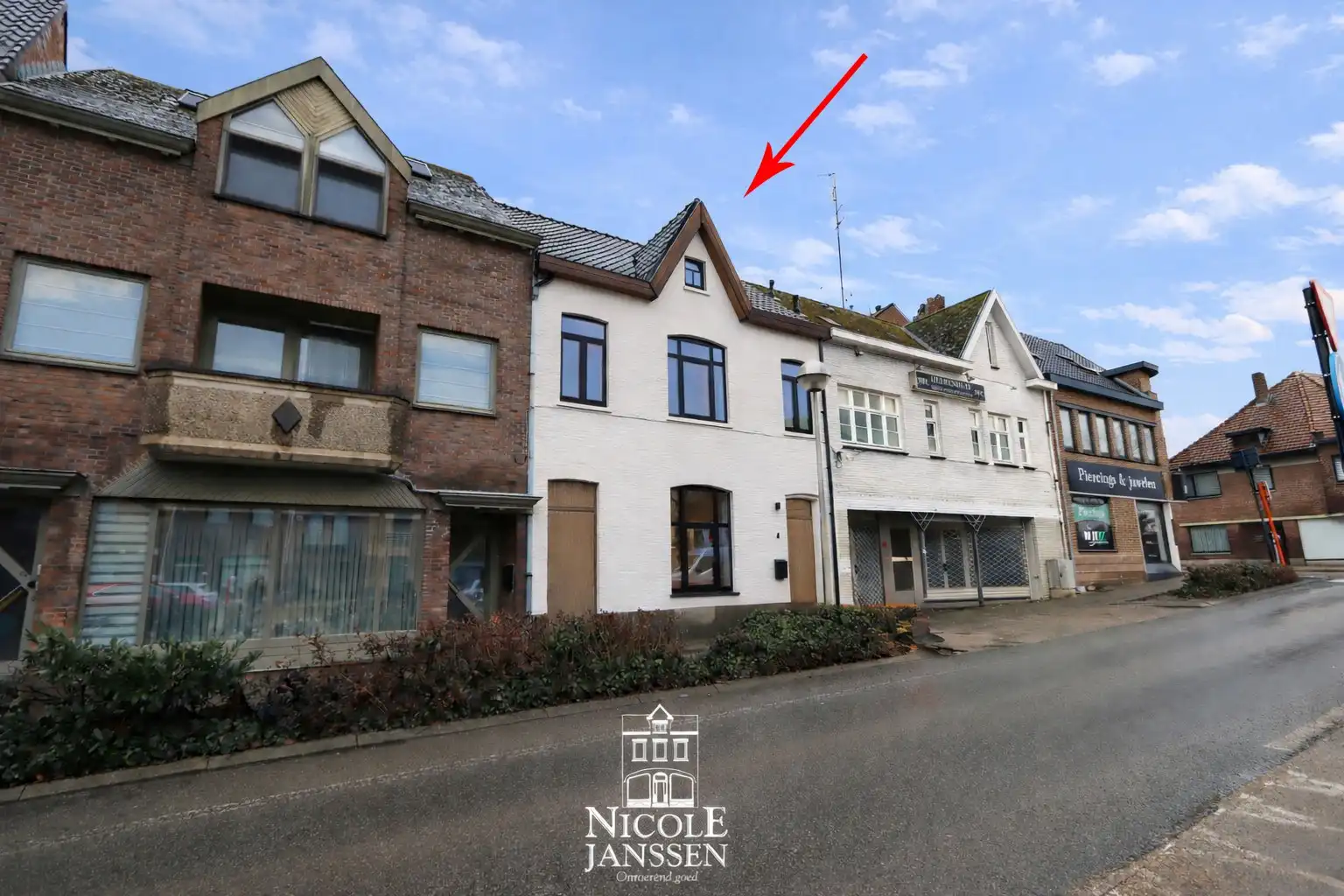 Vernieuwde charmewoning  foto {{pictureIndex}}