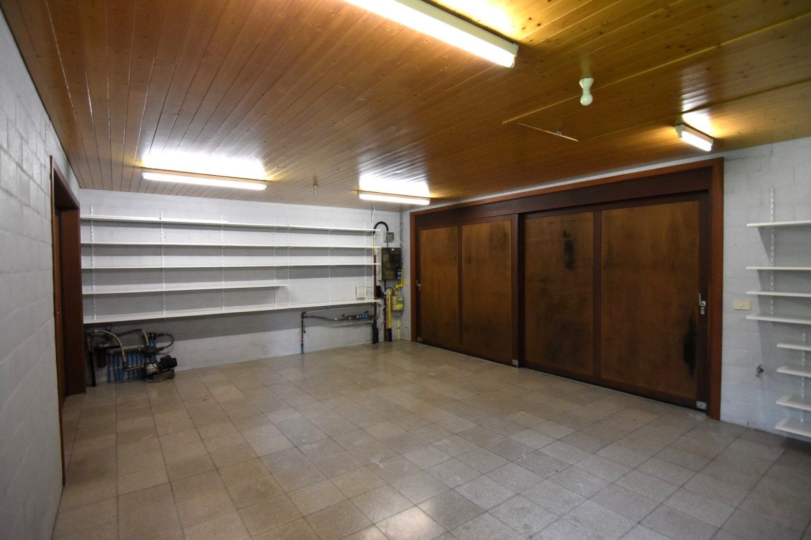 Alleenstaande woning met indrukwekkende tuin foto 16