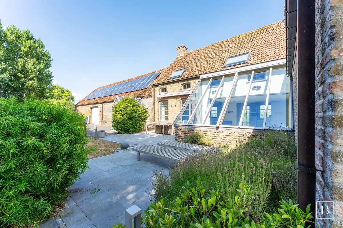Rustig gelegen fermette met opslagruimte en gunstige epc score foto 7