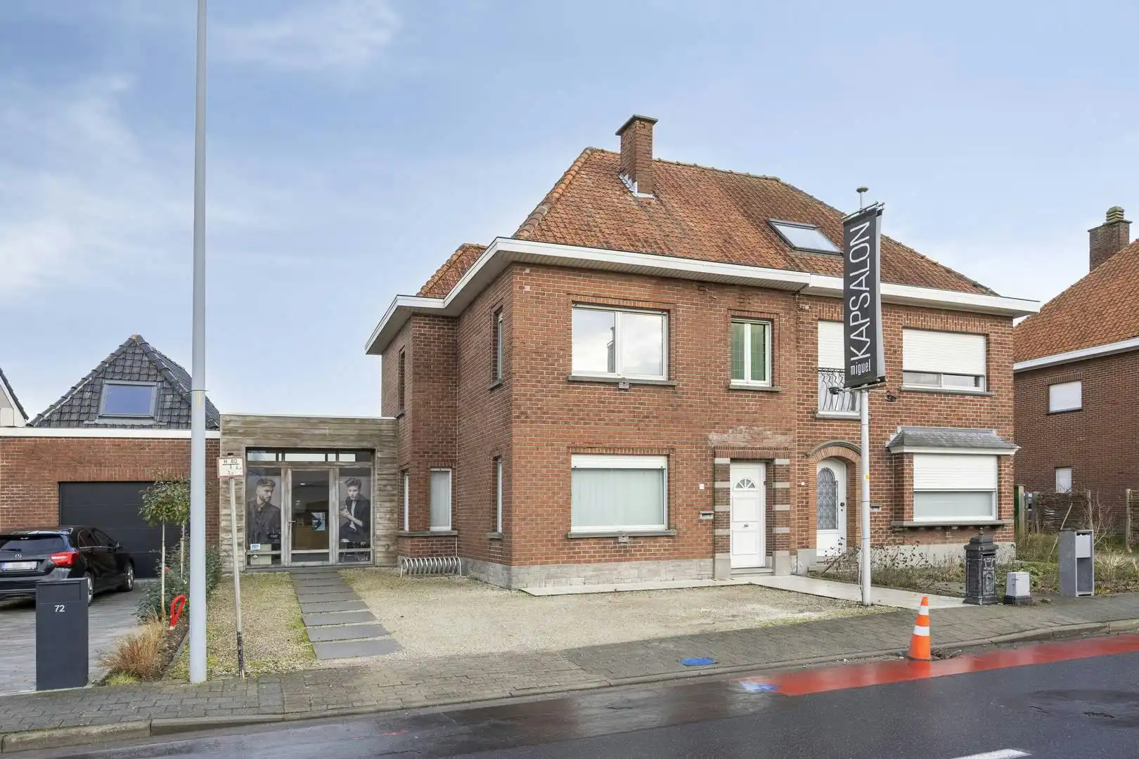 Woning met aparte kapsalon in Lendelede Izegemsestraat 70 foto 2