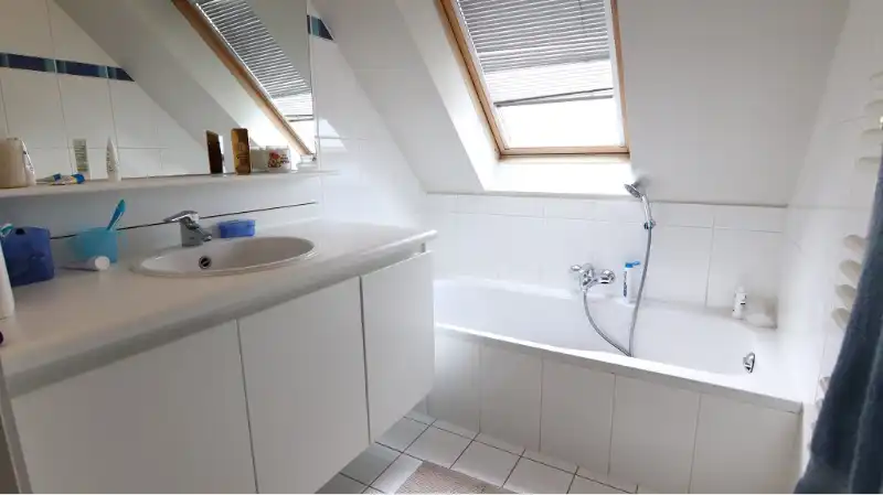 Prachtig Dakappartement met 2 slaapkamers en TERRAS te koop in Roeselare foto 14