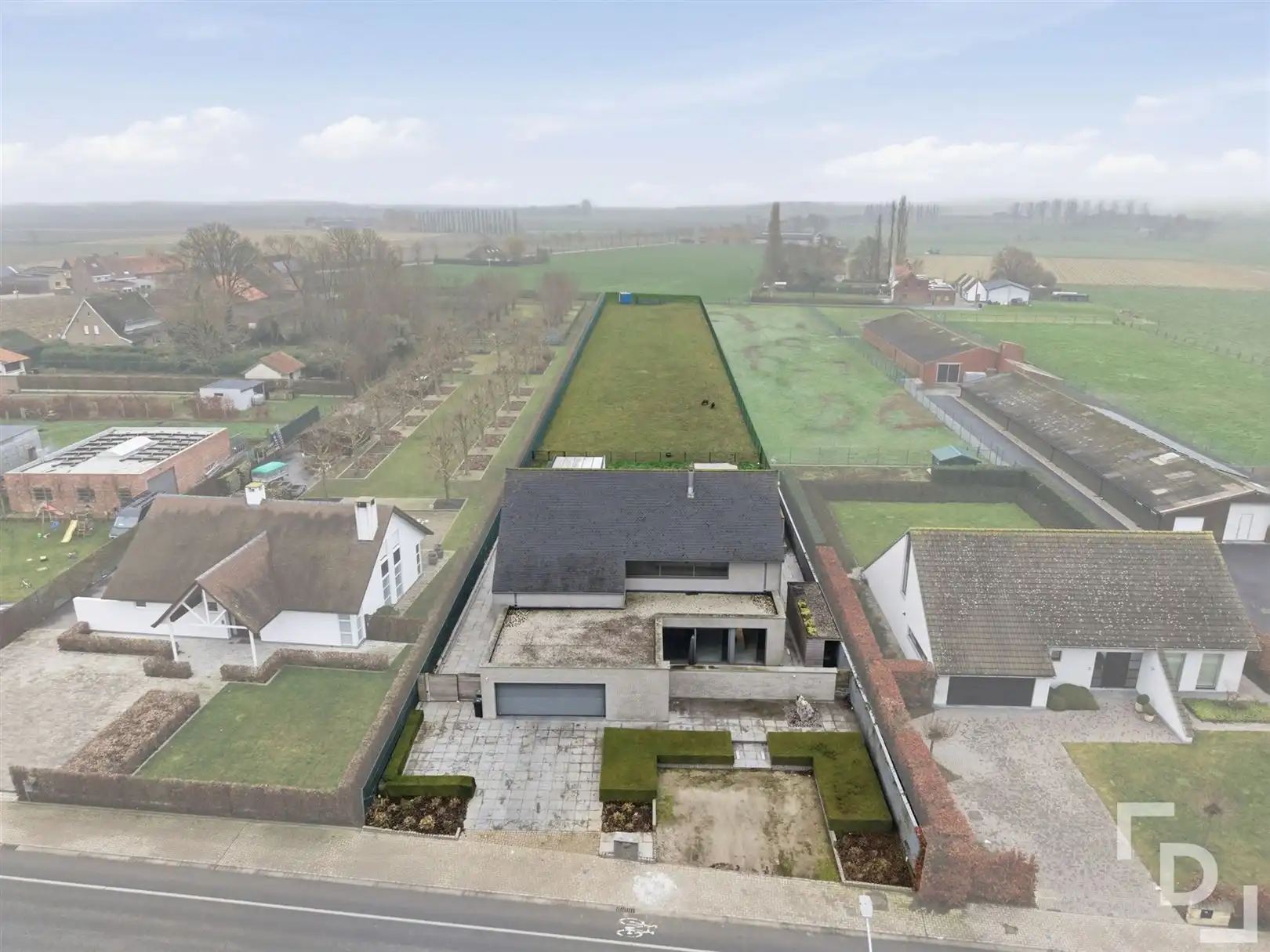 Luxueuze en energiezuinige villa met hoogwaardige afwerking foto 38