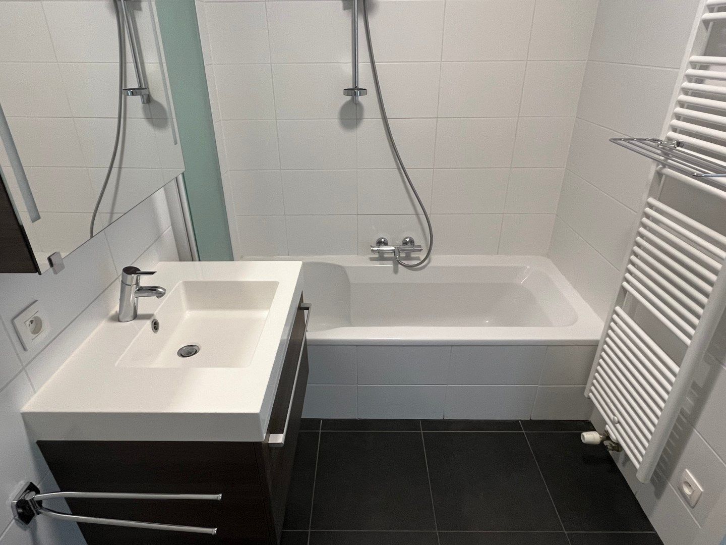 Hoogwaardig, eigentijds appartement met ondergrondse staanplaats foto 21