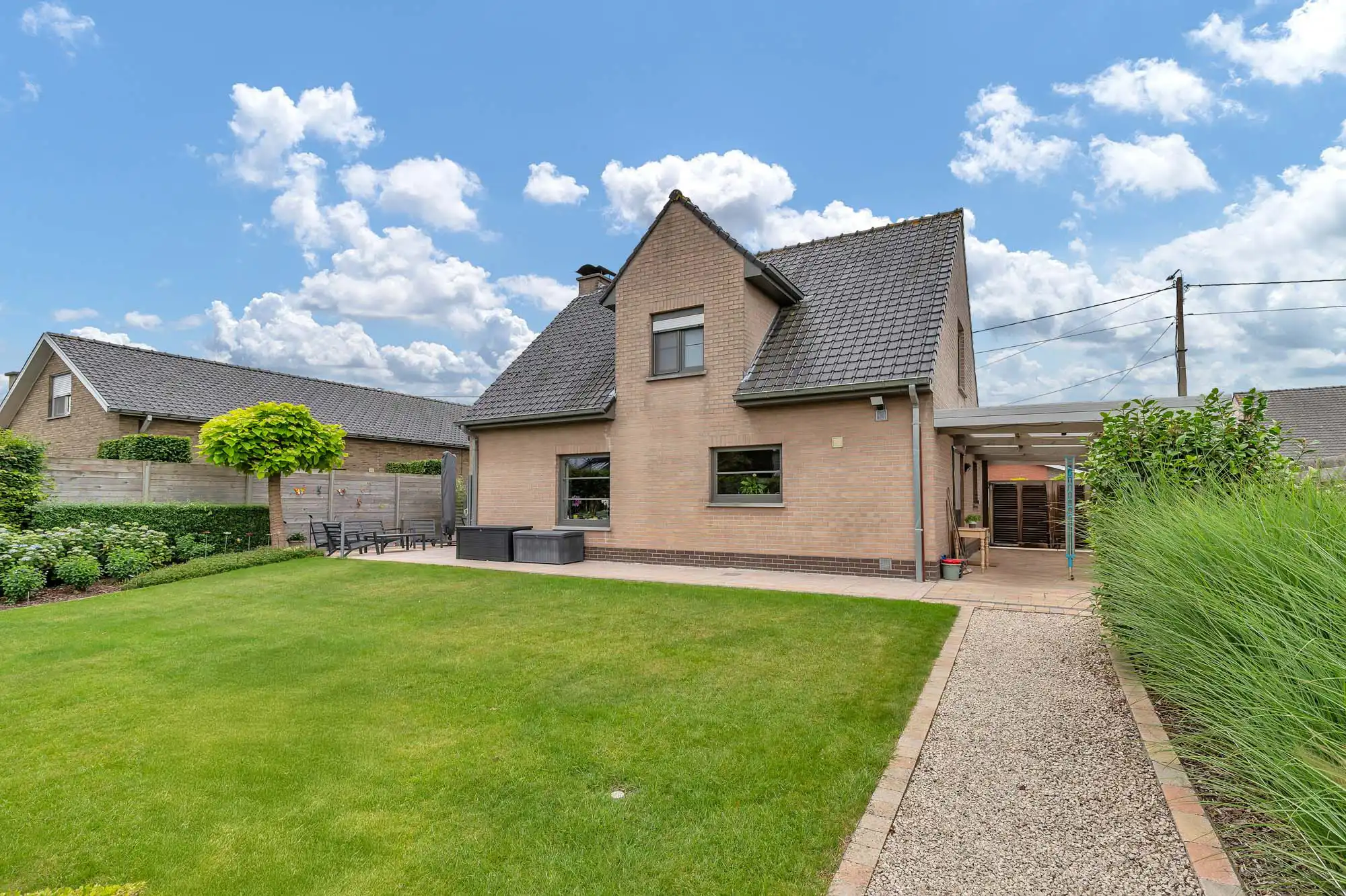 Rustig gelegen open bebouwing met ruime tuin foto 14