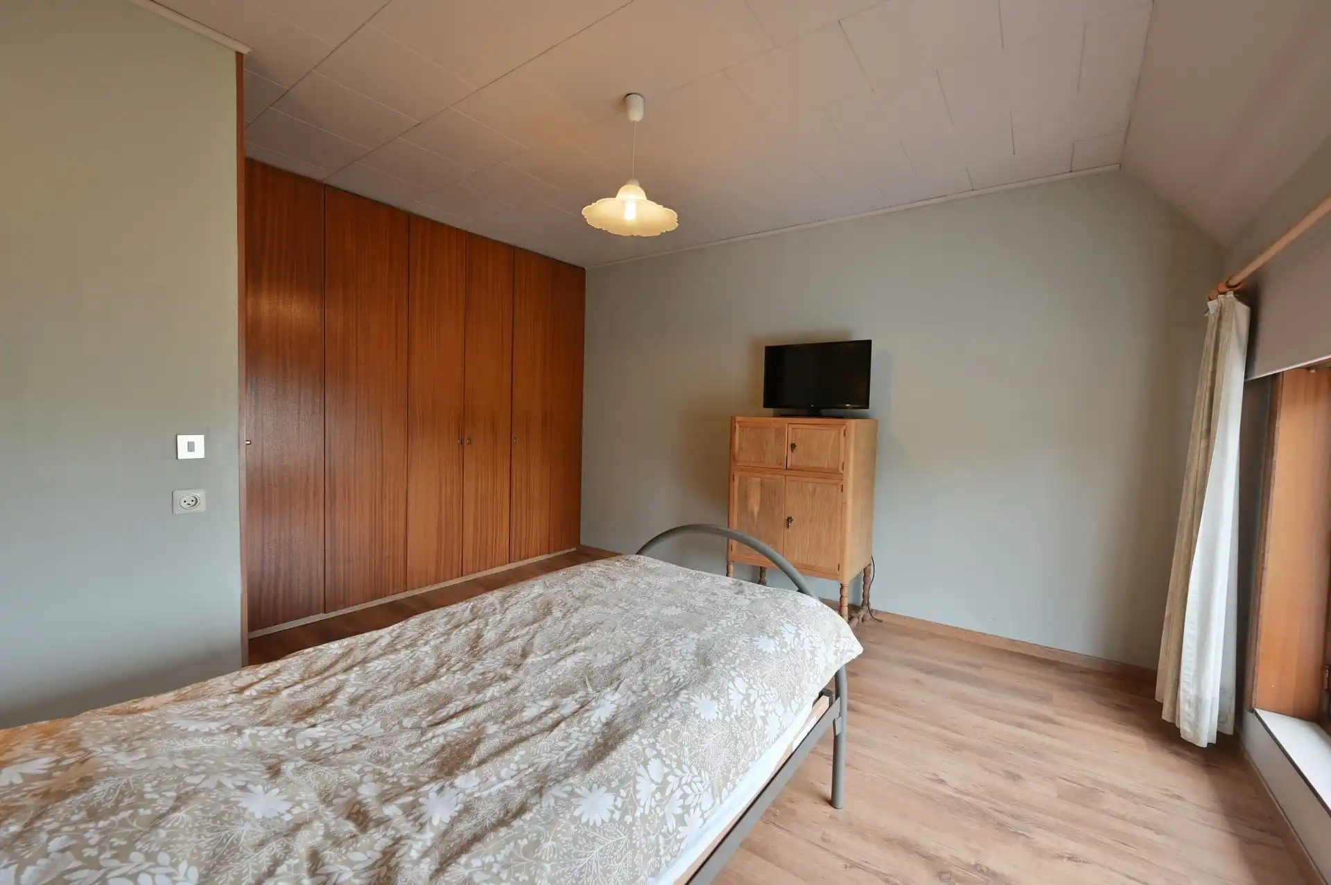 Karaktervolle woning met 4 slpks en prachtige tuin op een toplocatie foto 10