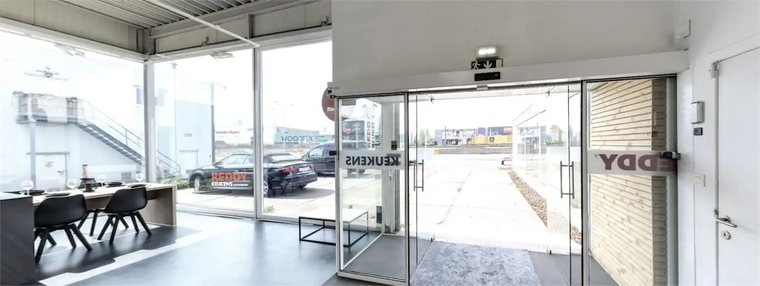 TOP GELEGEN OPBRENGSTEIGENDOM BOOMSESTEENWEG foto 3