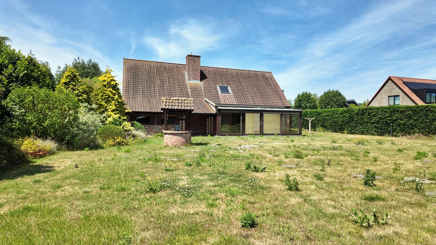 Villa op zonnig en ruim perceel met investeringspotentieel foto 30
