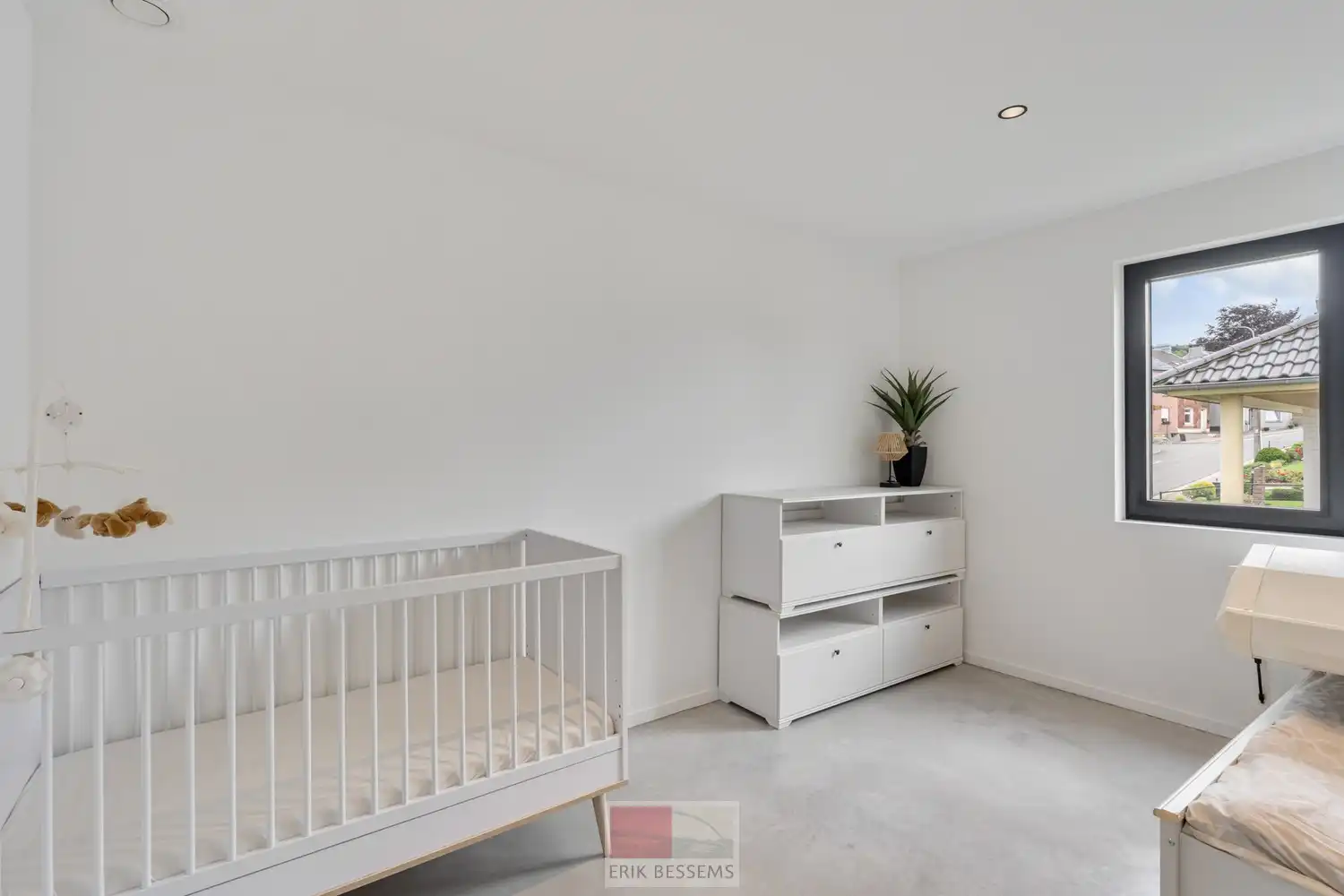 Energiezuinige, moderne woning met een bewoonbaar oppervlakte van circa 195 m², gelegen op een perceel van 776 m² in een rustige en groene omgeving. foto 29