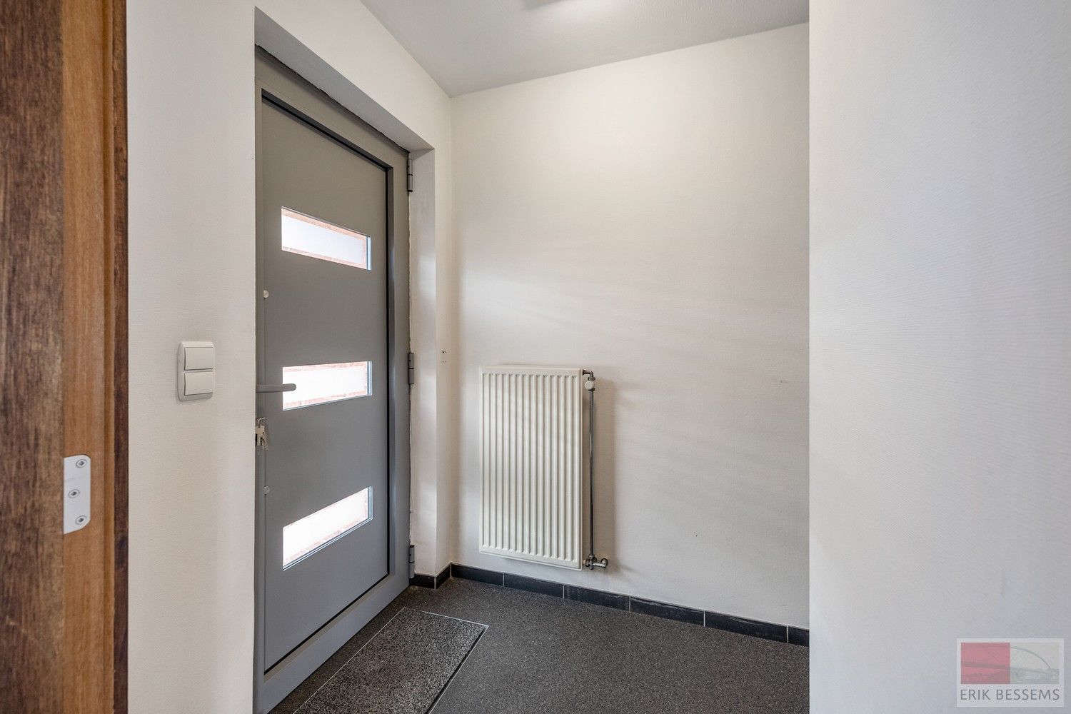 Instapklare woning in een rustige woonwijk te Zichen-Zussen-Bolder (Riemst). foto 7