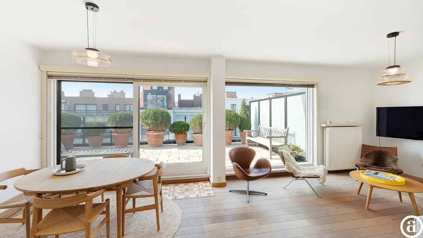 Penthouse appartement met grote zonneterrassen nabij strand. foto 5