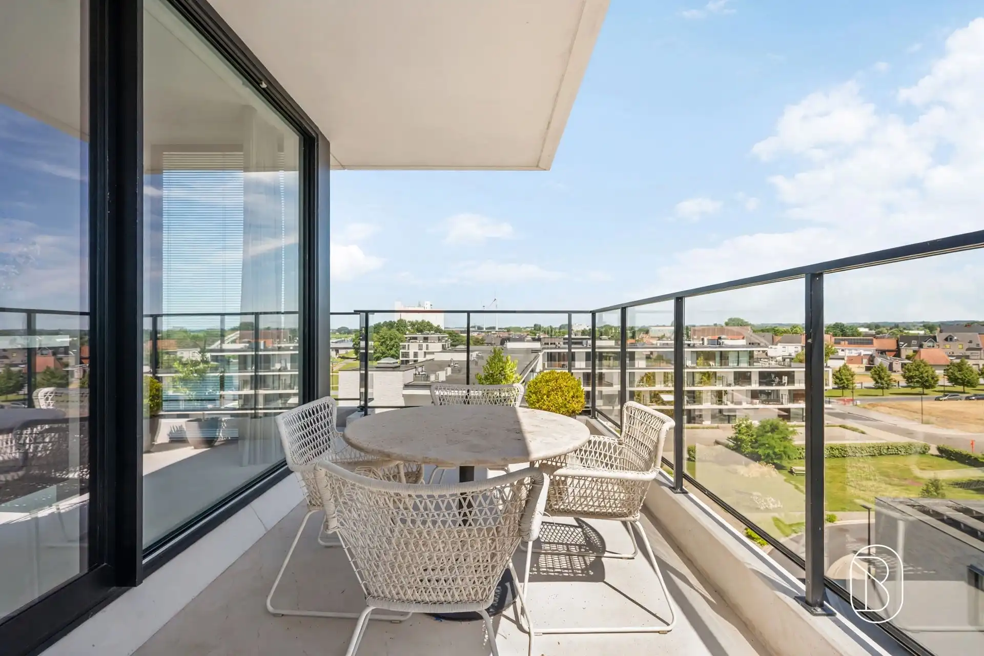 Subliem afwerkt penthouse met zicht op de Leie foto 5
