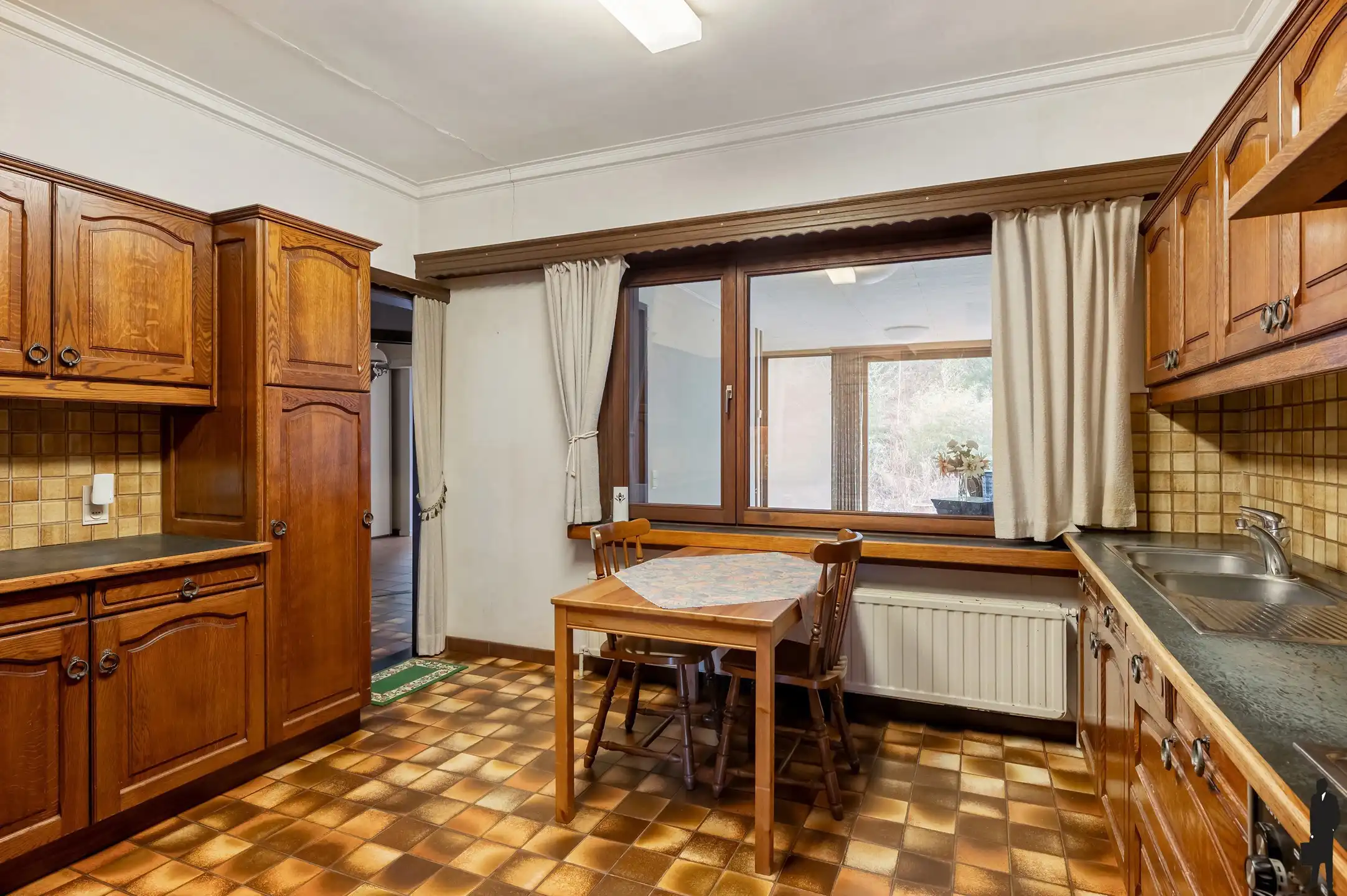 Verkavelbaar renovatie-eigendom! foto 12