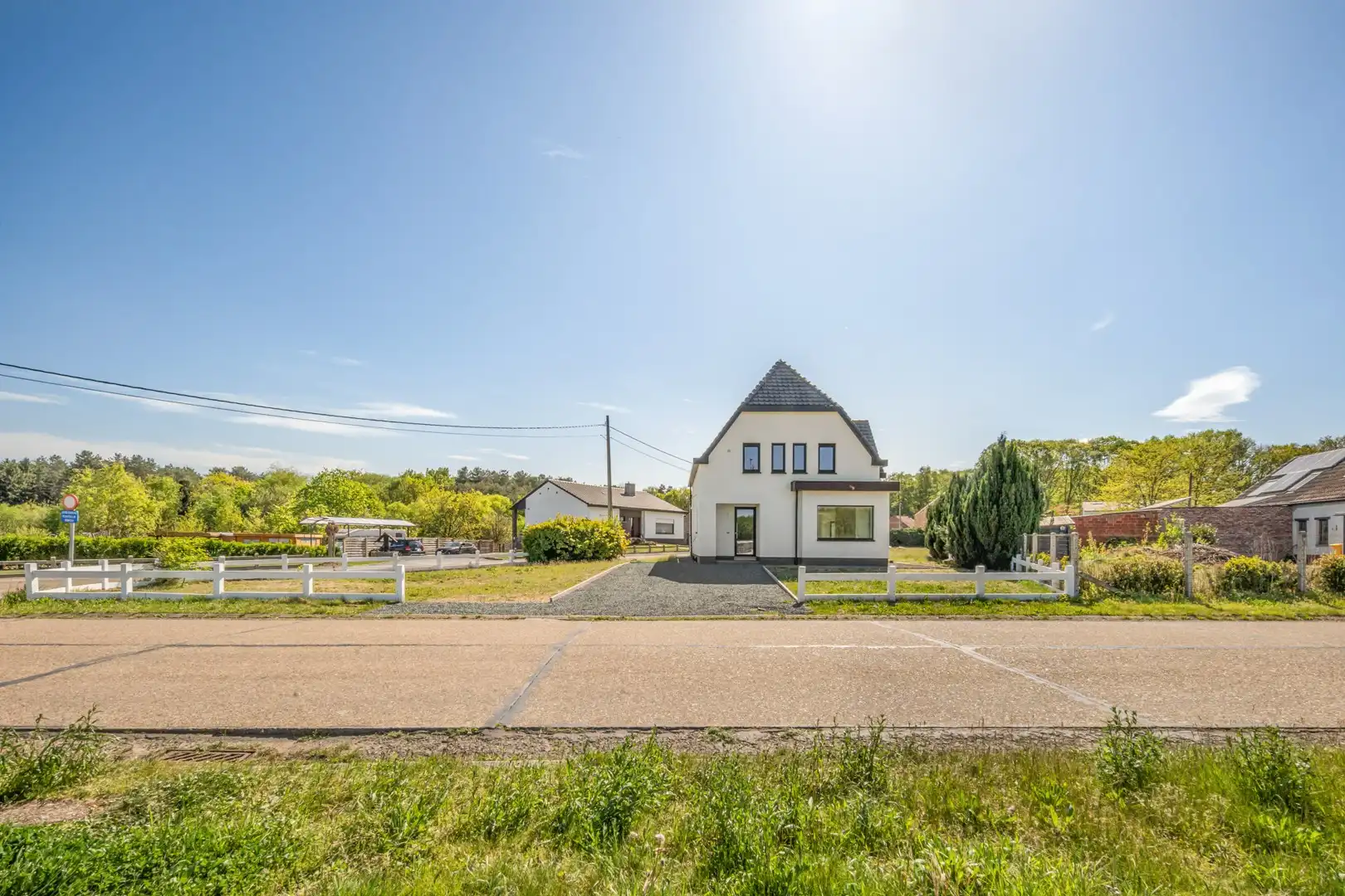 Volledig gerenoveerde gezinswoning met zonnige tuin in Testelt foto 28