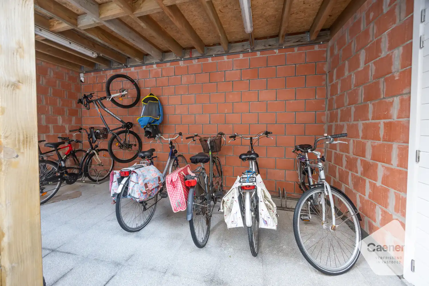 Gelijkvloers appartement te Mariakerke te huur foto 15