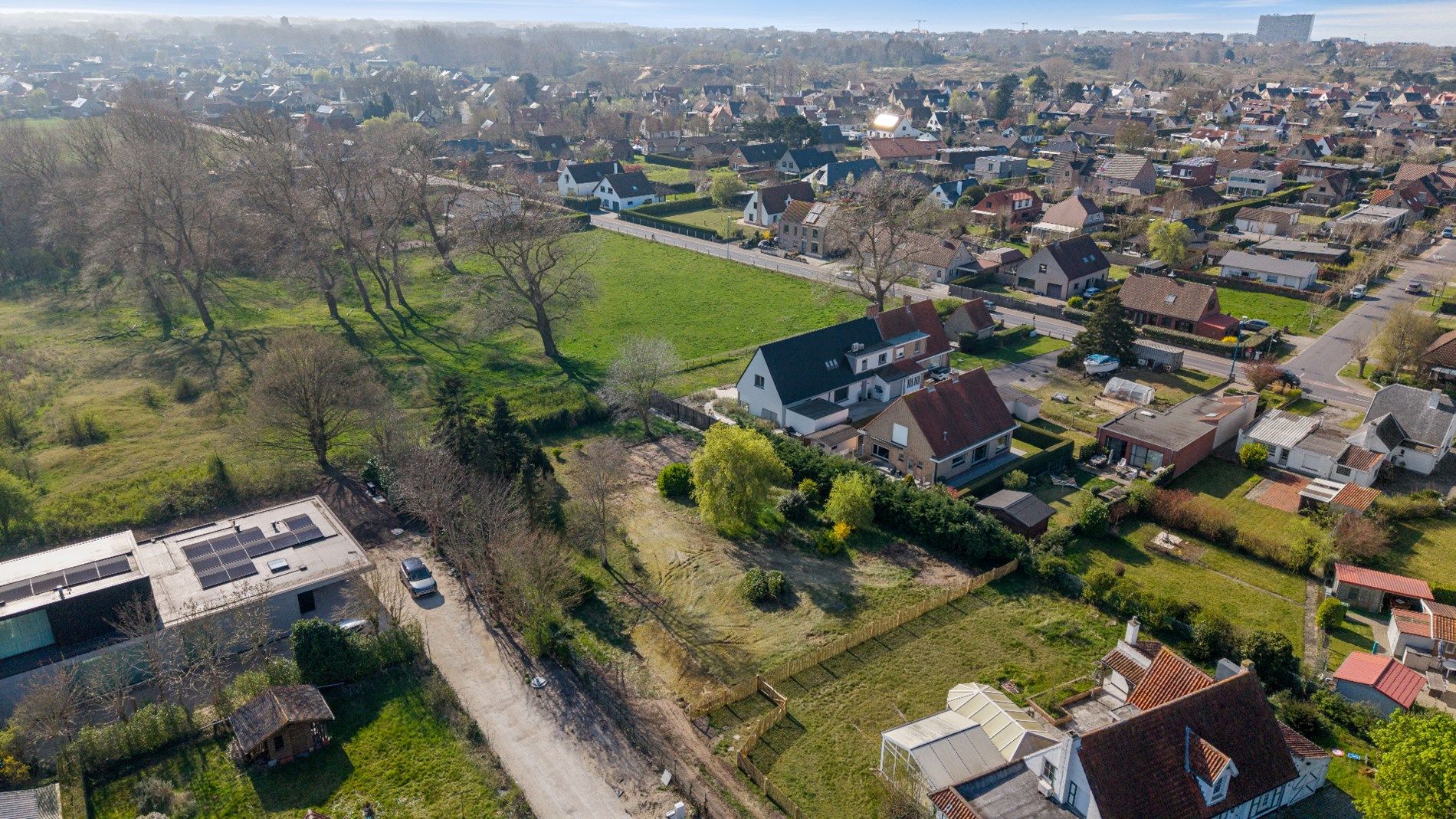Bouwgrond grenzend aan het natuurgebied foto 4