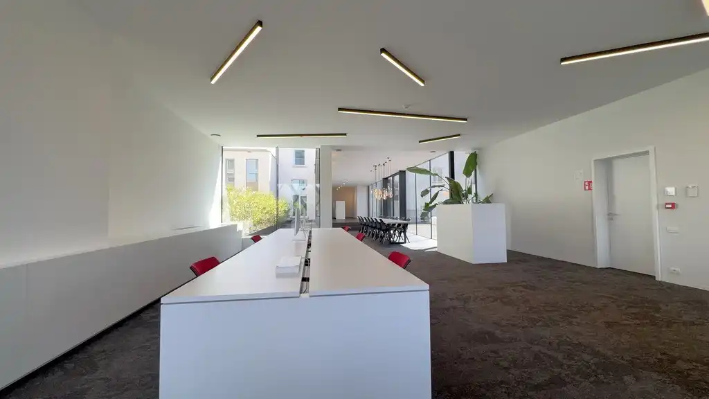 Stijlvol ingericht kantoor te huur nabij station Gent-Dampoort foto 3