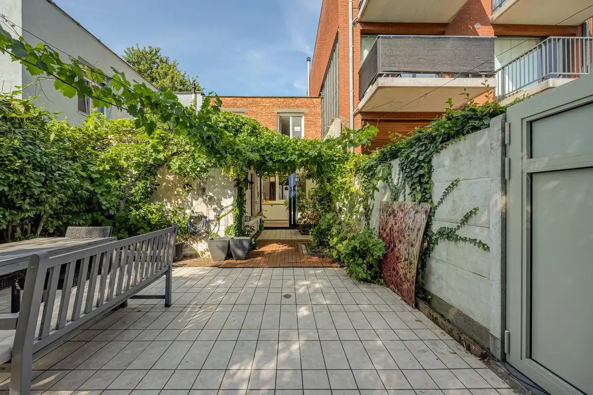 Instapklare semi half open woning met 4 slaapkamers foto 13