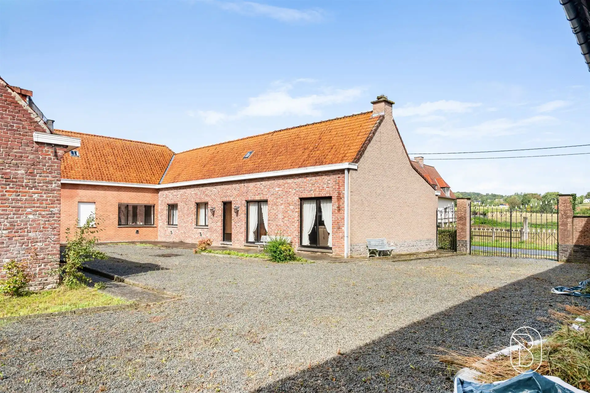 Op te frissen vierkantshoeve op 2.810 m² te Ronse foto 16
