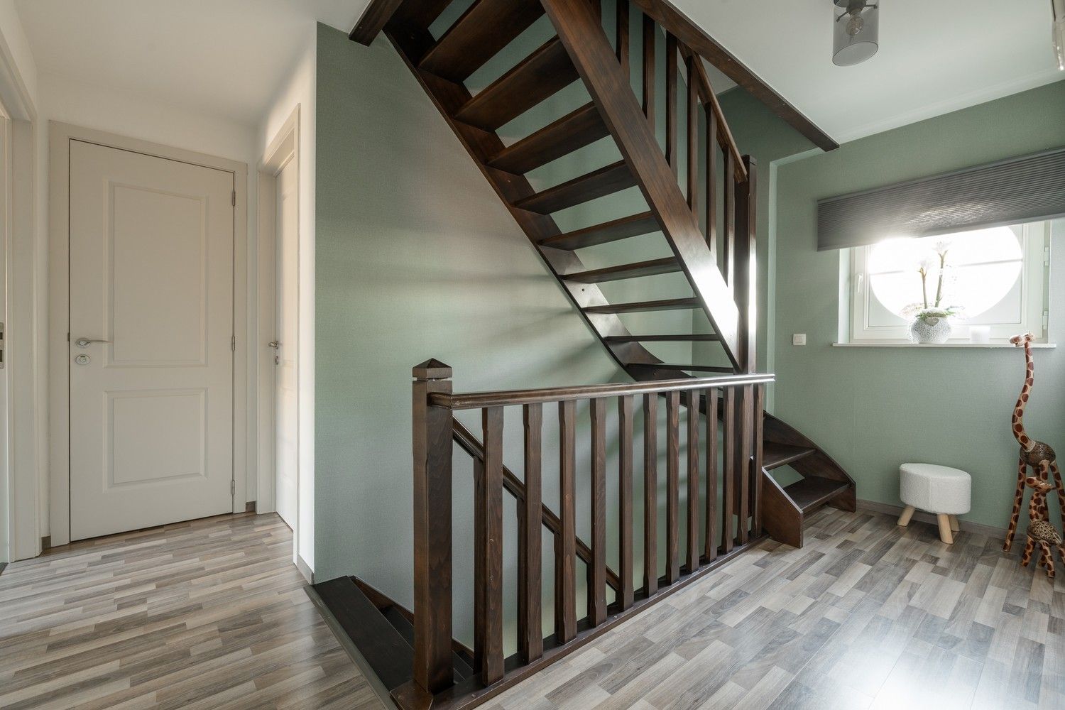 Mooie energiezuinige 4 slaapkamer woning te Pelt foto 30