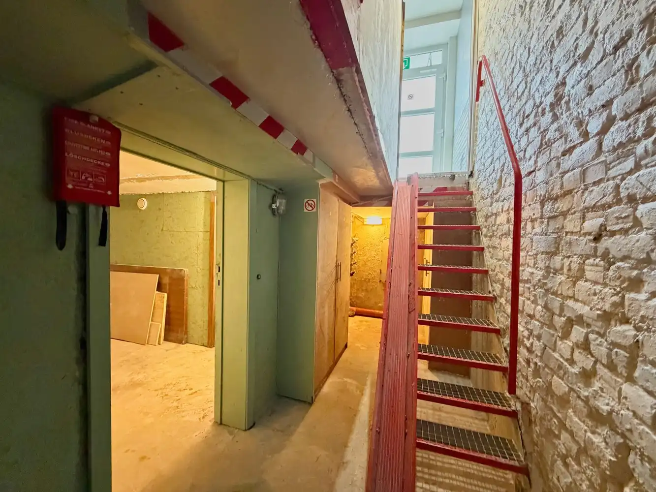 Appartementsgebouw met 3x appartementen met stabiele huurinkomsten! foto 17