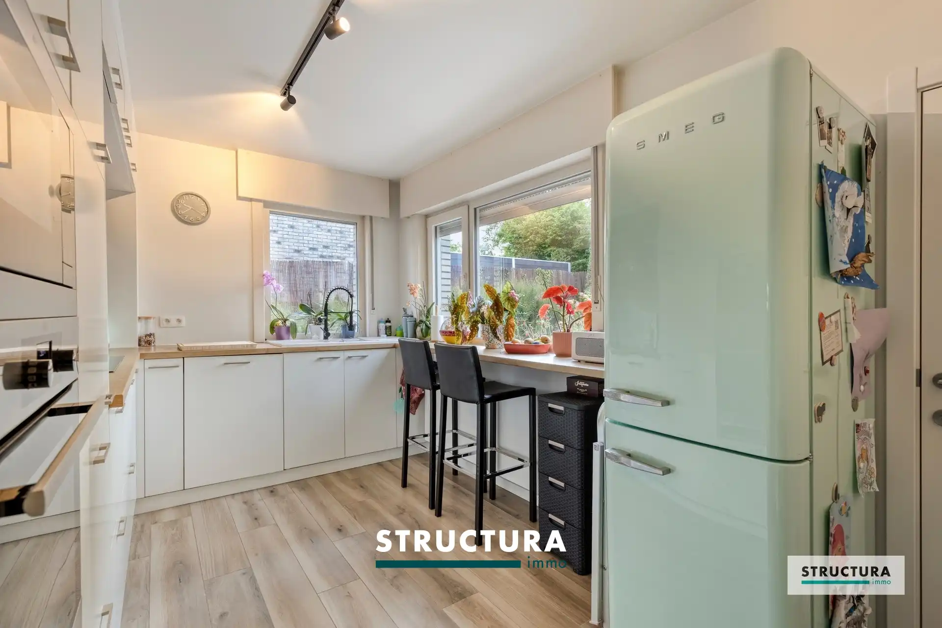 Volledig gerenoveerde woning op rustige ligging omgeven door groen! foto 10