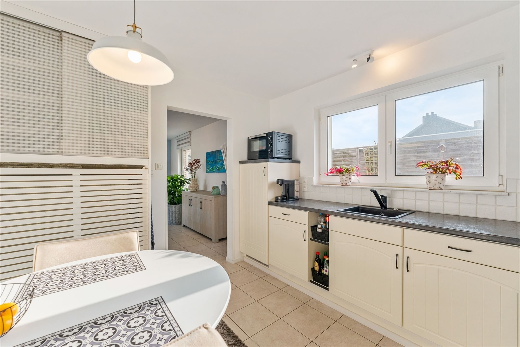 PERFECT ONDERHOUDEN HOB MET 3 SLAAPKAMERS RUSTIG GELEGEN OP EEN ZONNIG GEORIËNTEERD PERCEEL VAN 3A27CA TE BEVERLO. foto 11