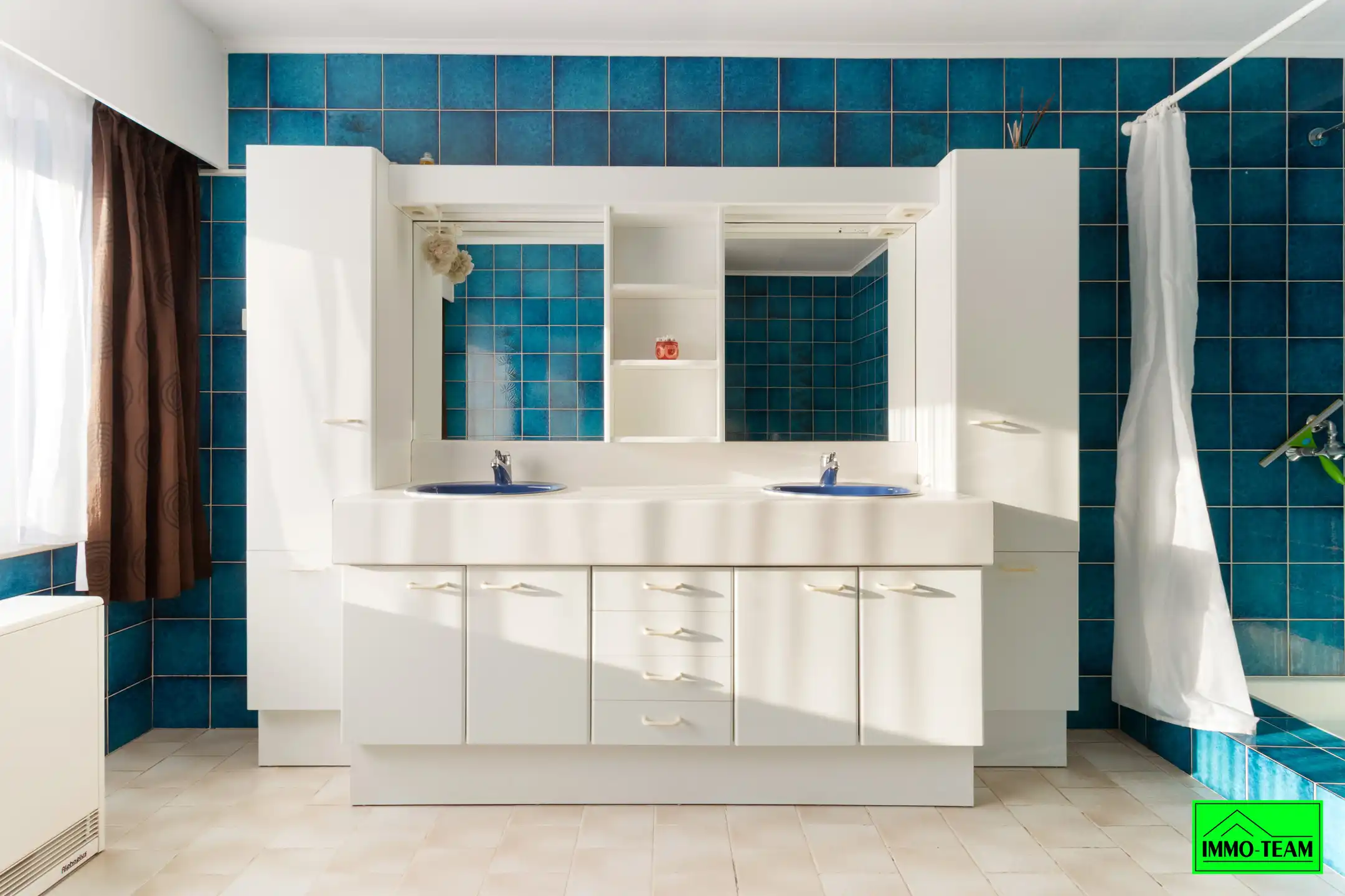 Ruime 2-gevelwoning met garage, tuin en 3 slaapkamers foto 14