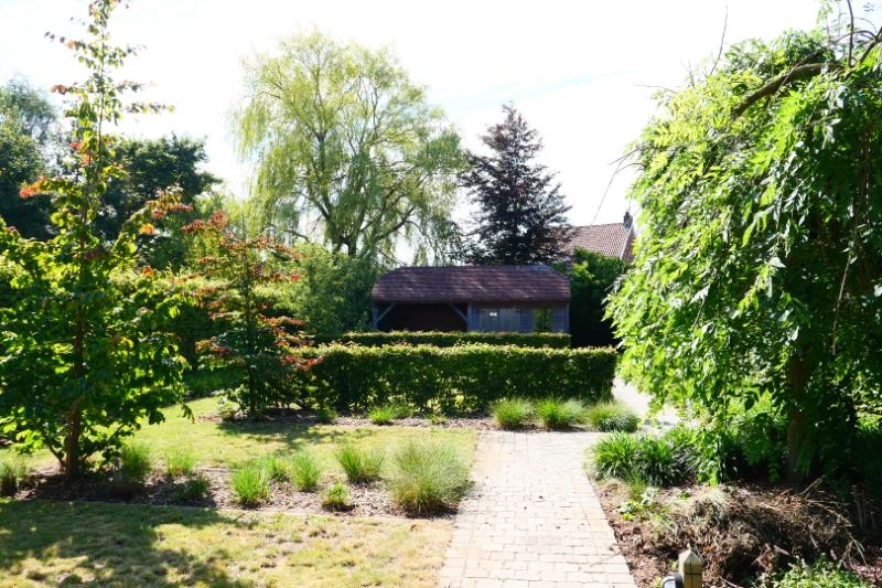 Uiterst charmante woning te huur in het centrum van Waregem foto 12