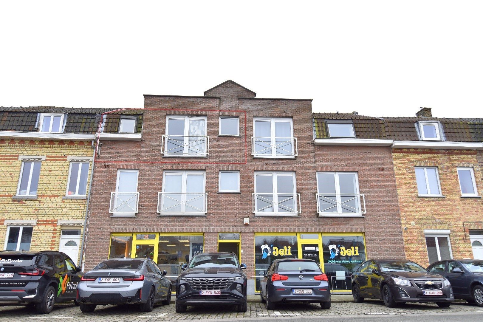 Appartement met 2 slaapkamers op centrale ligging te Bissegem foto {{pictureIndex}}