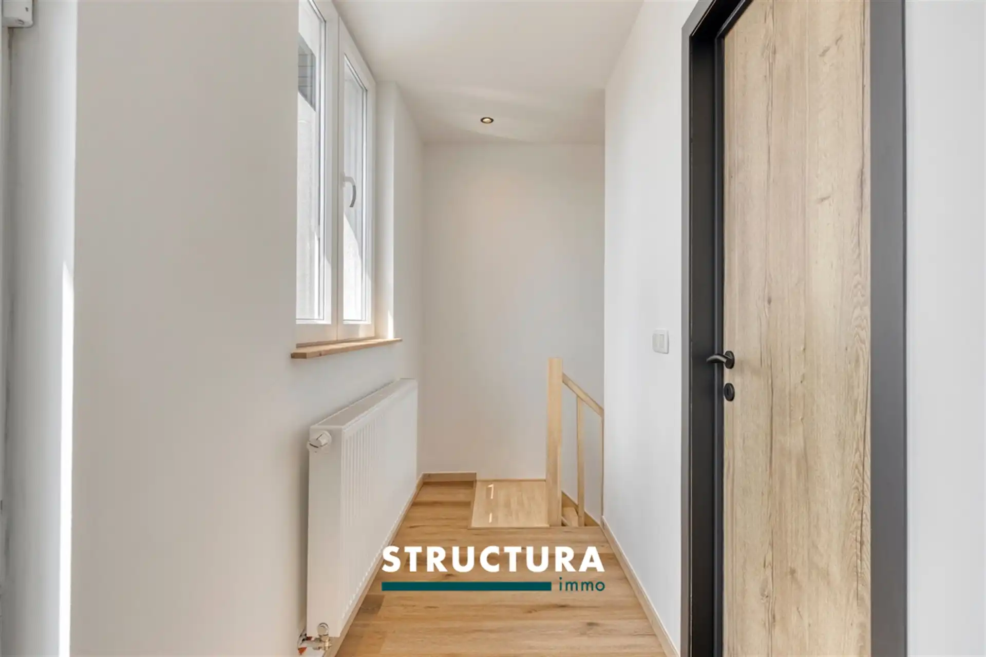Instapklare gerenoveerde woning met zuidwestgerichte tuin foto 18