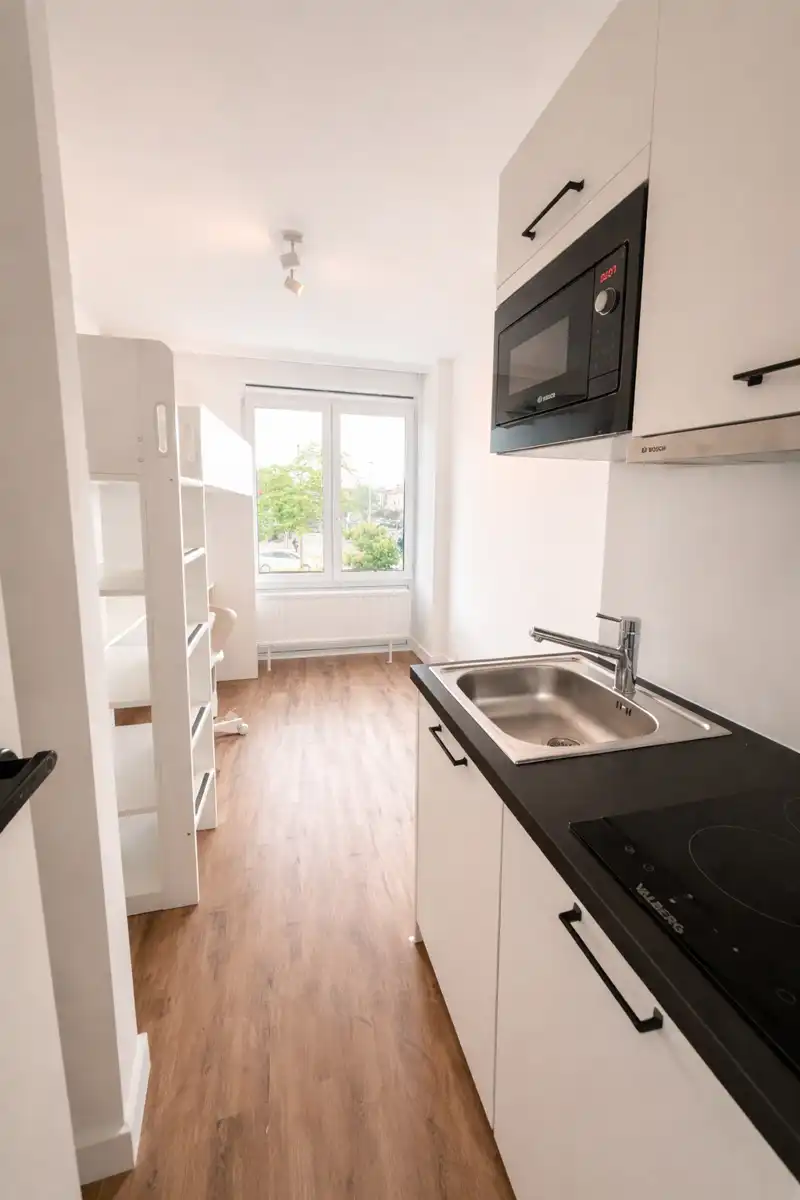 Splinternieuwe studentenkamers te huur – Doornstraat Wilrijk foto {{pictureIndex}}