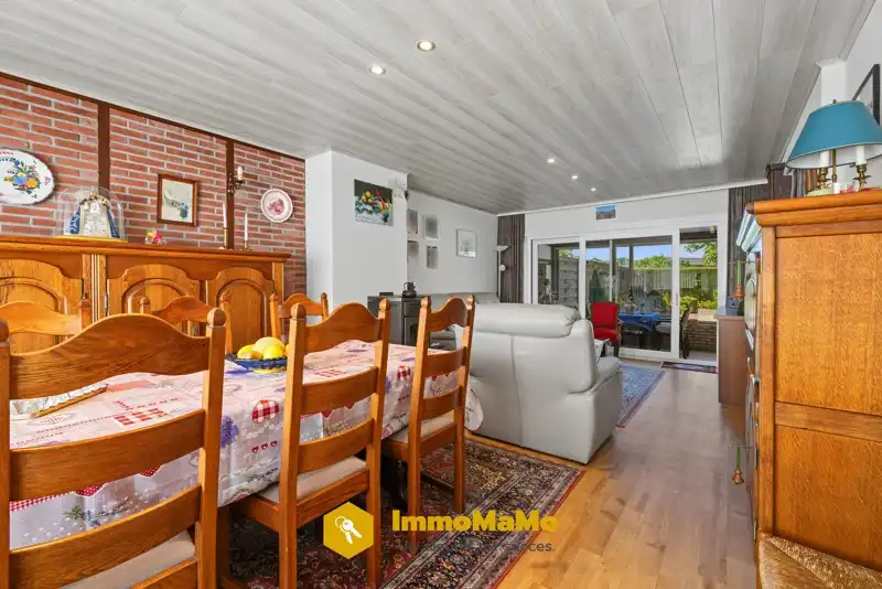 HALFOPEN BEBOUWING MET 4 SLAAPKAMERS EN GARAGE TE KOOP IN WACHTEBEKE foto 4