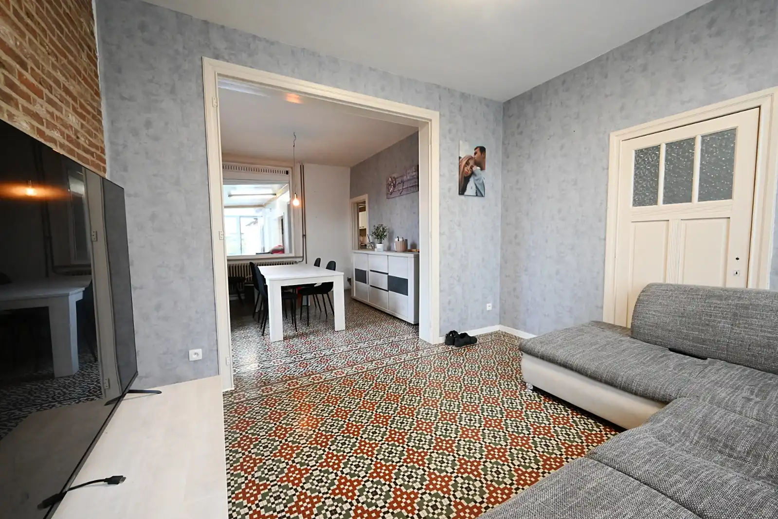 Woning met 3 slaapkamers en 3 garages foto 4