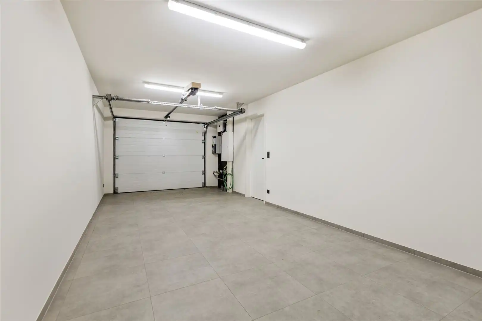 TE HUUR: Ruime nieuwbouwwoning met 3 slaapkamers te Pelt! foto 18