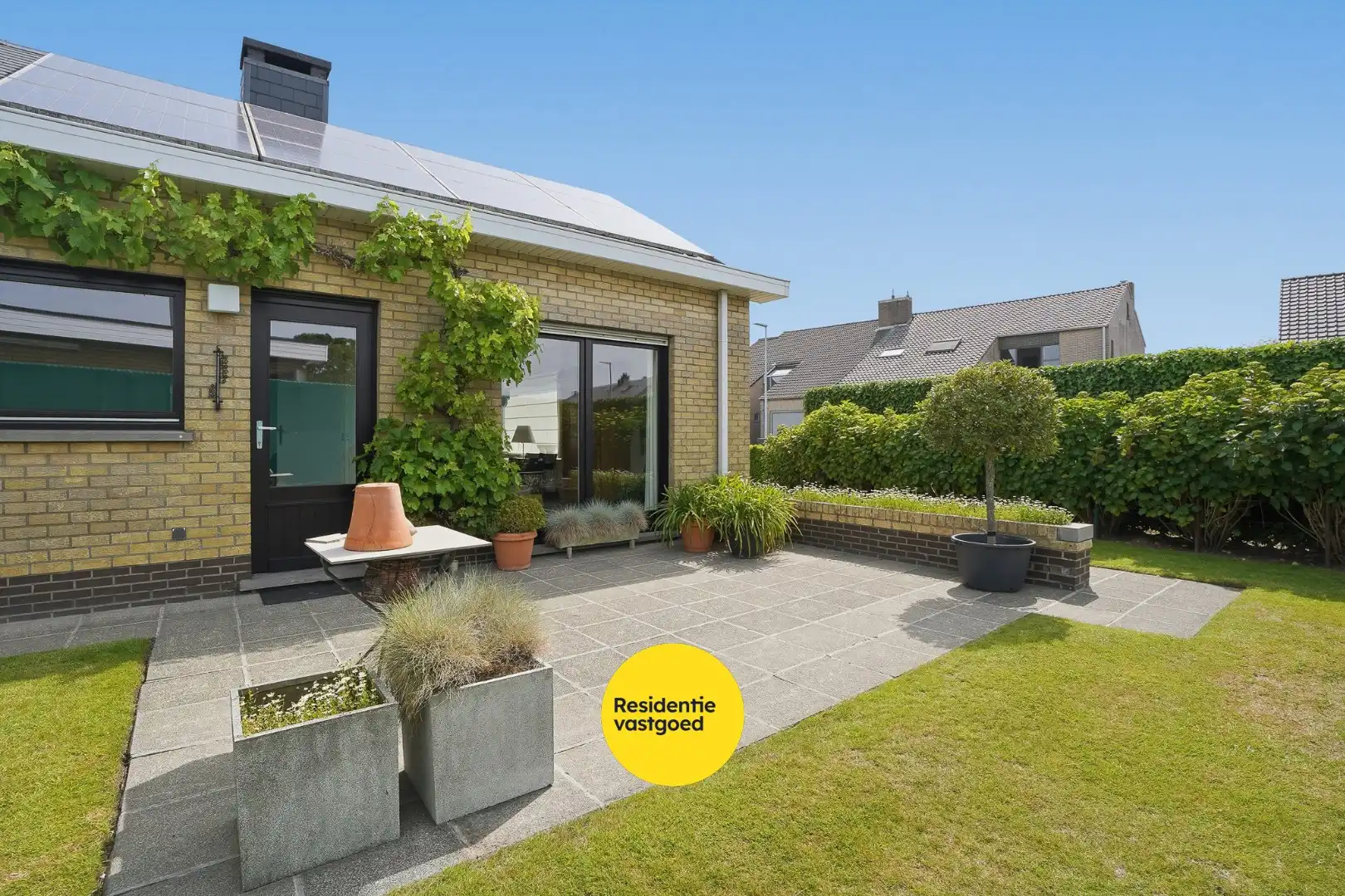 Verzorgde bungalow met 3 slpks op 571m² in rustige woonwijk te Varsenare foto 10