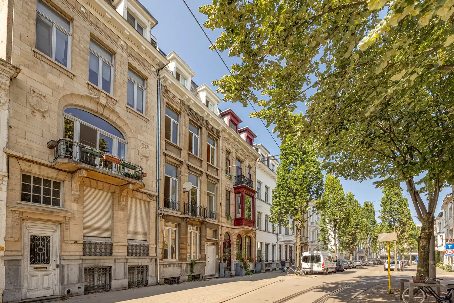 Prachtige gerenoveerde herenwoning van 341 m² in hartje Antwerpen met tal van mogelijkheden: combi wonen/werken of gedeeltelijke verhuurmogelijkheden foto 46