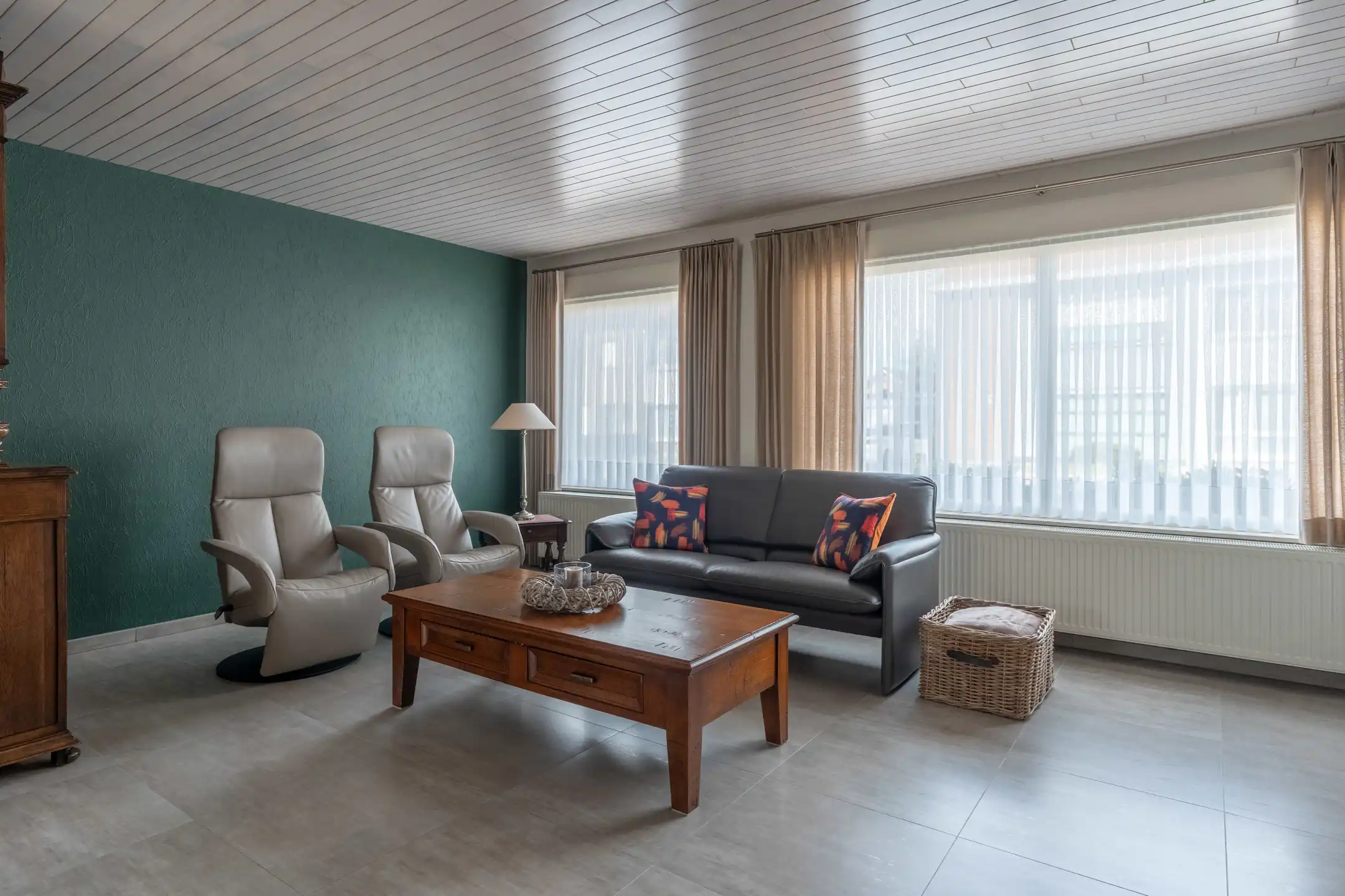 Gunstig gelegen instapklare woning met 2-3 slpks en garage foto 5