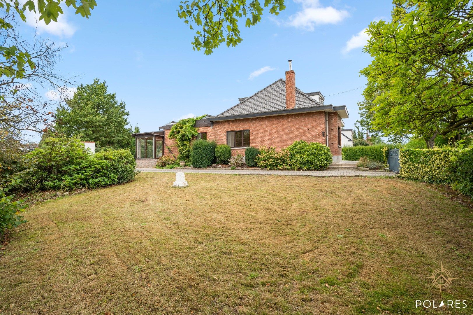 Open bebouwing met veel tuin foto 19
