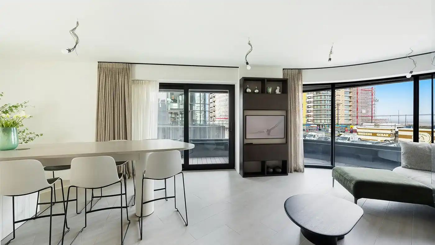 Luxueus afgewerkt hoek-appartement in de Heldentoren. foto 6