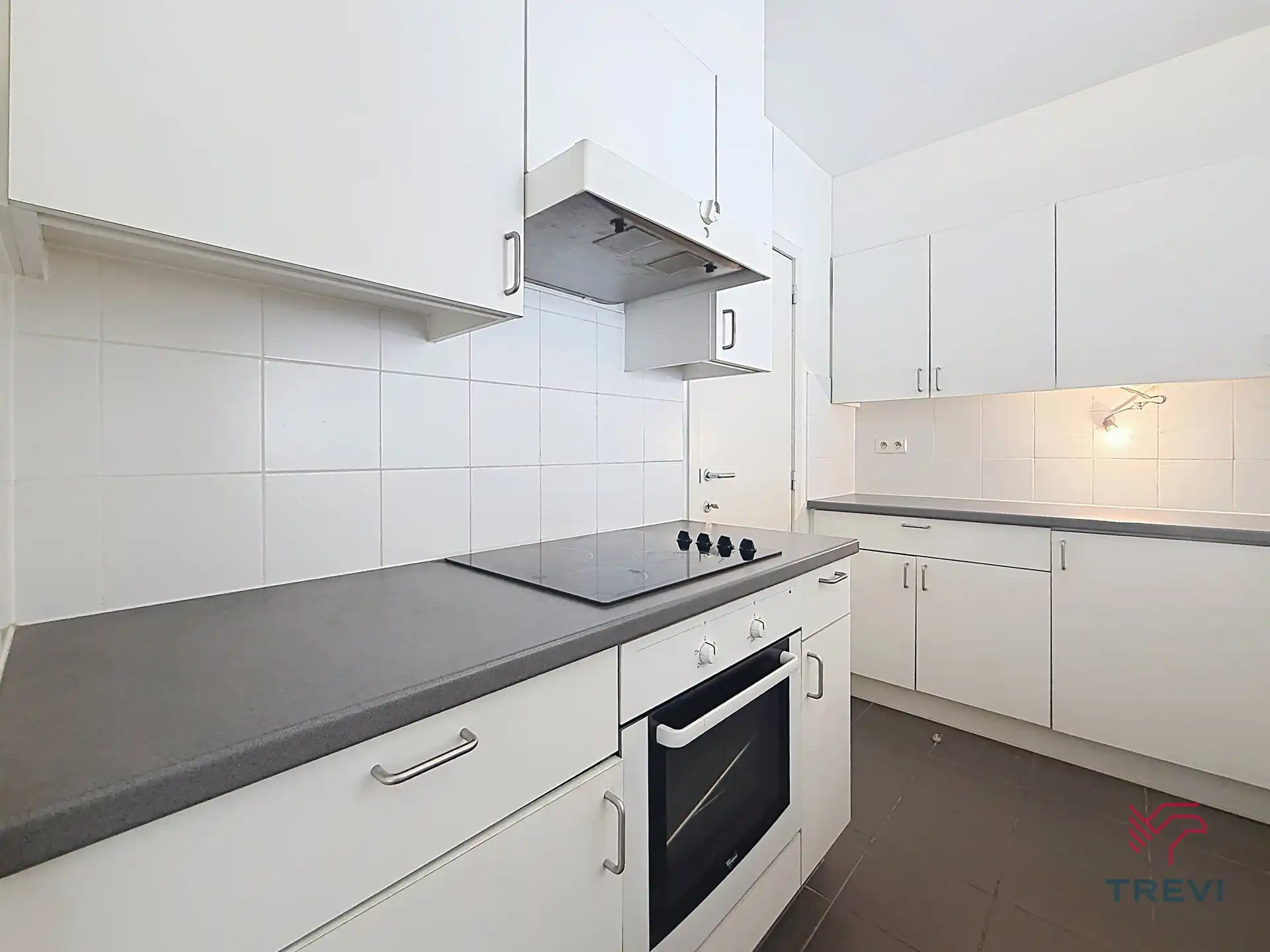 Appartement 2 slaapkamers, tuin - PARKEERPLAATS EN KELDER foto 12