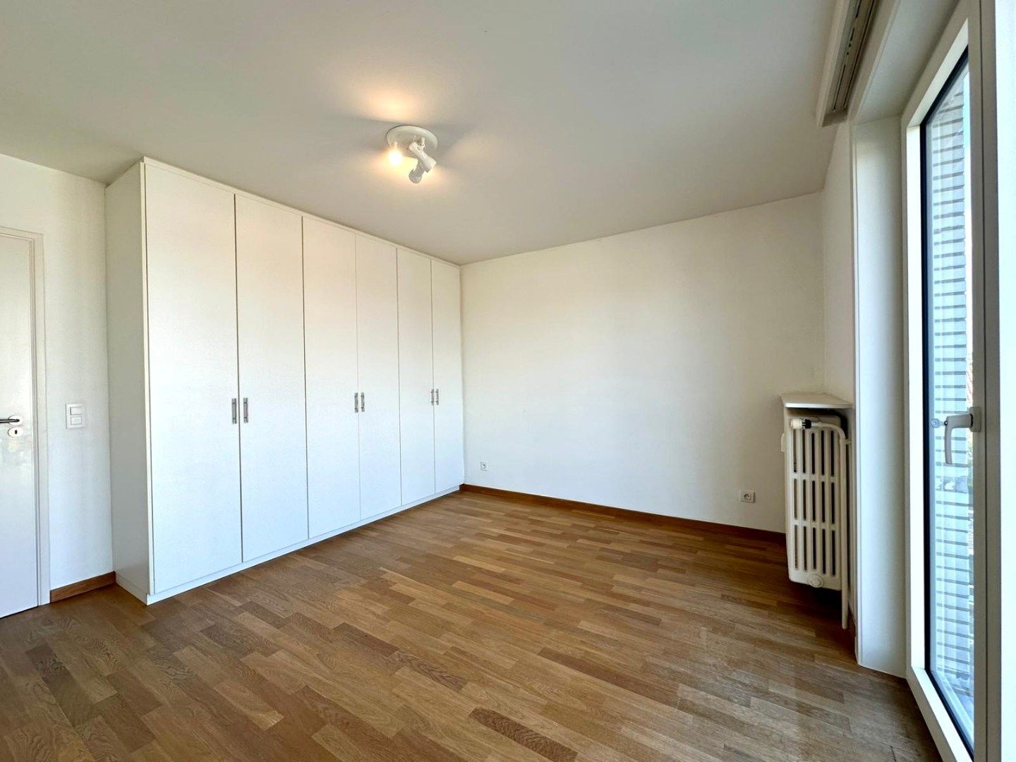 Appartement op centrale ligging te Sint-Andries foto 8